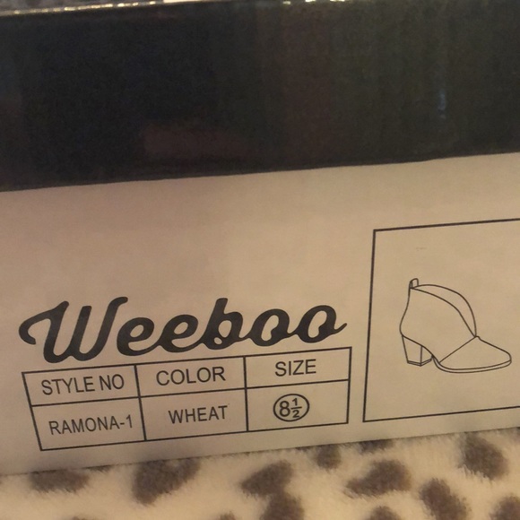 Weeboo V-Cut Block Heel Bootie Wheat Size 8.5 8 - Picture 4 of 16